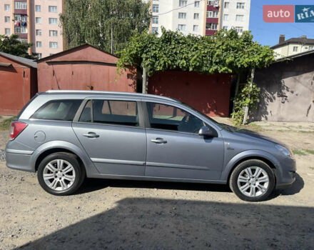 Серый Опель Астра, объемом двигателя 1.6 л и пробегом 217 тыс. км за 5100 $, фото 5 на Automoto.ua