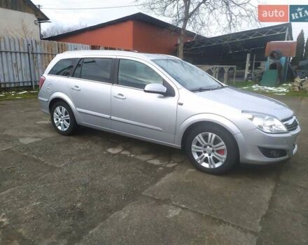 Серый Опель Астра, объемом двигателя 1.7 л и пробегом 285 тыс. км за 5500 $, фото 48 на Automoto.ua