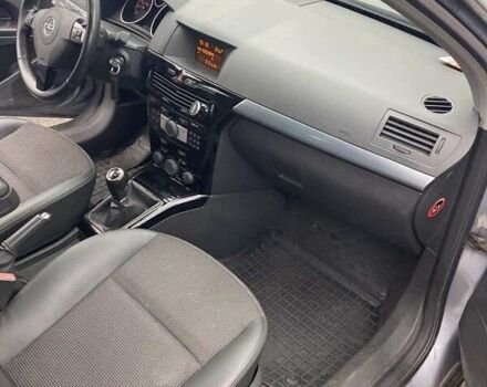 Серый Опель Астра, объемом двигателя 1.6 л и пробегом 156 тыс. км за 6100 $, фото 10 на Automoto.ua