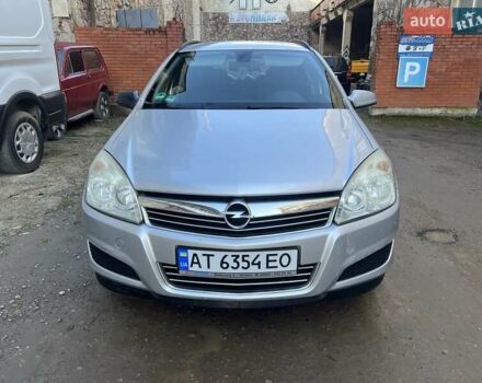 Серый Опель Астра, объемом двигателя 1.7 л и пробегом 280 тыс. км за 4700 $, фото 8 на Automoto.ua