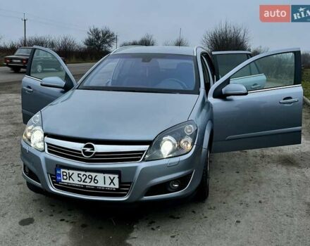 Серый Опель Астра, объемом двигателя 1.6 л и пробегом 251 тыс. км за 6100 $, фото 23 на Automoto.ua