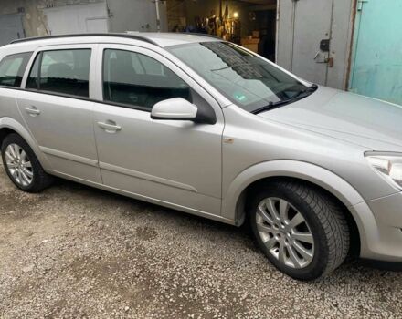 Серый Опель Астра, объемом двигателя 1.6 л и пробегом 230 тыс. км за 5200 $, фото 2 на Automoto.ua