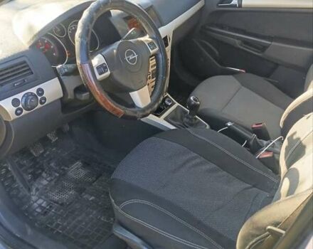 Серый Опель Астра, объемом двигателя 1.91 л и пробегом 500 тыс. км за 4950 $, фото 1 на Automoto.ua