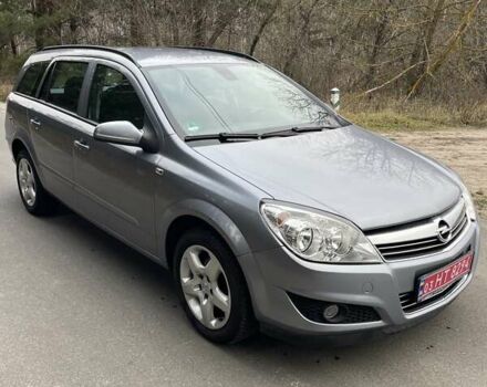 Серый Опель Астра, объемом двигателя 1.4 л и пробегом 193 тыс. км за 4900 $, фото 2 на Automoto.ua