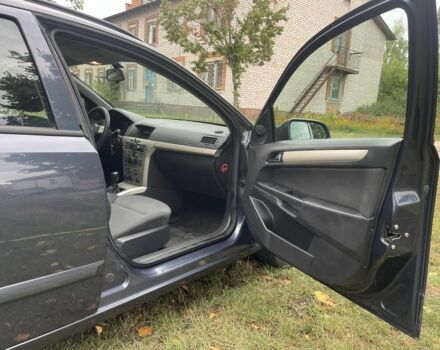 Серый Опель Астра, объемом двигателя 1.4 л и пробегом 224 тыс. км за 5500 $, фото 10 на Automoto.ua