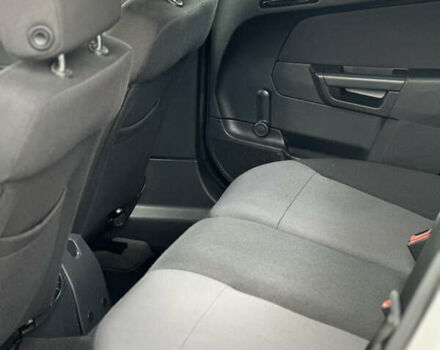 Серый Опель Астра, объемом двигателя 1.8 л и пробегом 188 тыс. км за 6300 $, фото 9 на Automoto.ua