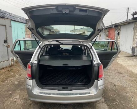 Серый Опель Астра, объемом двигателя 1.6 л и пробегом 230 тыс. км за 5200 $, фото 7 на Automoto.ua