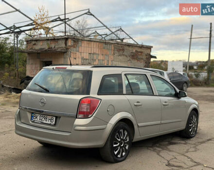 Опель Астра 2008 в Ровно на Automoto.ua Серый Опель Астра, объемом двигателя 1.91 л и пробегом 255 тыс. км за 4300 $, фото 19 на Automoto.ua