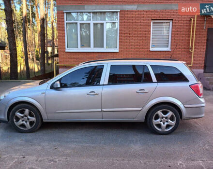 Опель Астра 2008 в Буче на Automoto.ua Серый Опель Астра, объемом двигателя 1.91 л и пробегом 220 тыс. км за 5500 $, фото 5 на Automoto.ua