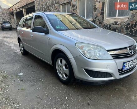 Серый Опель Астра, объемом двигателя 1.7 л и пробегом 280 тыс. км за 4700 $, фото 6 на Automoto.ua