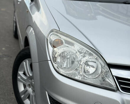 Серый Опель Астра, объемом двигателя 1.7 л и пробегом 228 тыс. км за 4899 $, фото 25 на Automoto.ua