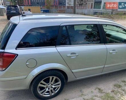 Сірий Опель Астра, об'ємом двигуна 1.7 л та пробігом 221 тис. км за 4800 $, фото 3 на Automoto.ua