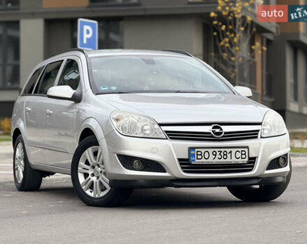 Серый Опель Астра, объемом двигателя 1.7 л и пробегом 228 тыс. км за 4899 $, фото 5 на Automoto.ua