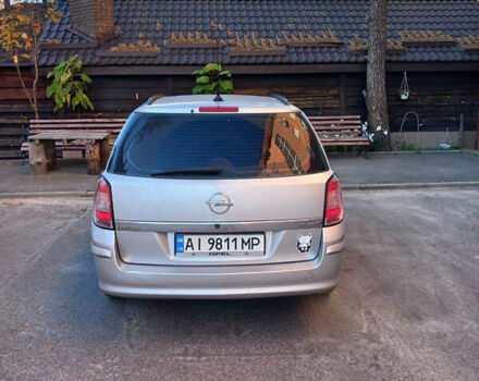Опель Астра 2008 в Буче на Automoto.ua Серый Опель Астра, объемом двигателя 1.91 л и пробегом 220 тыс. км за 5500 $, фото 3 на Automoto.ua