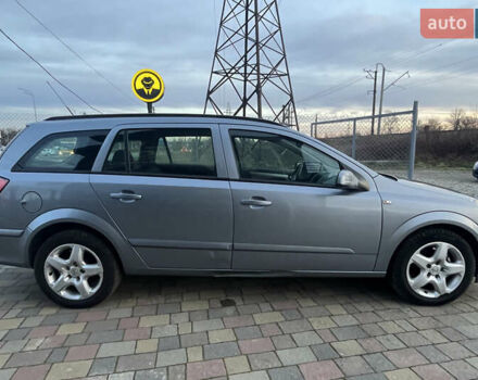 Серый Опель Астра, объемом двигателя 1.36 л и пробегом 220 тыс. км за 5500 $, фото 7 на Automoto.ua