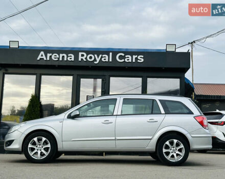 Серый Опель Астра, объемом двигателя 1.6 л и пробегом 154 тыс. км за 7200 $, фото 4 на Automoto.ua