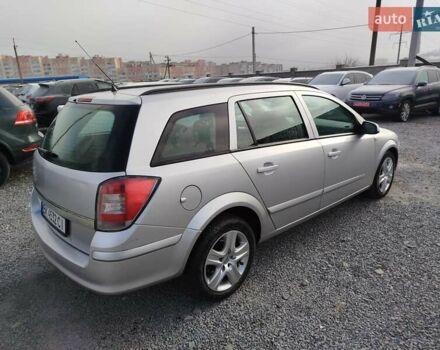 Серый Опель Астра, объемом двигателя 1.7 л и пробегом 280 тыс. км за 4999 $, фото 13 на Automoto.ua