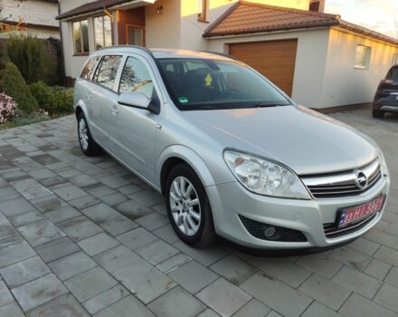 Серый Опель Астра, объемом двигателя 1.6 л и пробегом 240 тыс. км за 5399 $, фото 1 на Automoto.ua