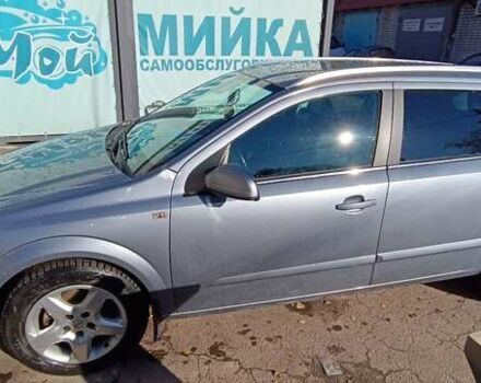 Серый Опель Астра, объемом двигателя 1.6 л и пробегом 140 тыс. км за 7900 $, фото 5 на Automoto.ua