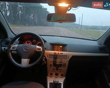 Сірий Опель Астра, об'ємом двигуна 1.7 л та пробігом 313 тис. км за 5000 $, фото 8 на Automoto.ua