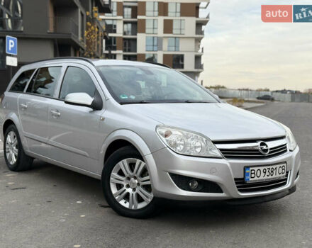 Серый Опель Астра, объемом двигателя 1.7 л и пробегом 228 тыс. км за 4899 $, фото 11 на Automoto.ua