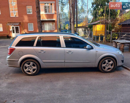 Опель Астра 2008 в Буче на Automoto.ua Серый Опель Астра, объемом двигателя 1.91 л и пробегом 220 тыс. км за 5500 $, фото 1 на Automoto.ua
