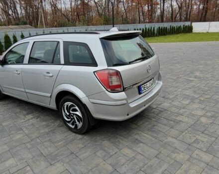 Серый Опель Астра, объемом двигателя 1.7 л и пробегом 275 тыс. км за 1900 $, фото 3 на Automoto.ua