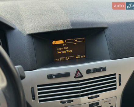 Сірий Опель Астра, об'ємом двигуна 1.69 л та пробігом 84 тис. км за 7400 $, фото 43 на Automoto.ua