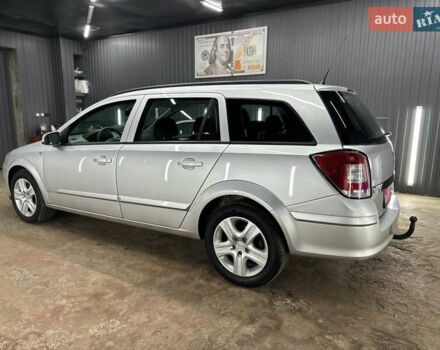 Серый Опель Астра, объемом двигателя 1.6 л и пробегом 195 тыс. км за 5700 $, фото 3 на Automoto.ua