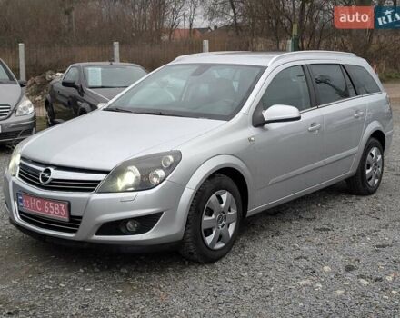 Серый Опель Астра, объемом двигателя 0 л и пробегом 240 тыс. км за 4850 $, фото 2 на Automoto.ua
