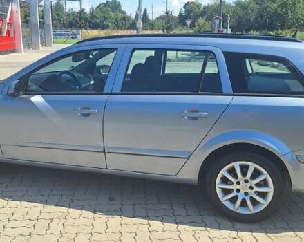 Серый Опель Астра, объемом двигателя 1.7 л и пробегом 253 тыс. км за 4600 $, фото 20 на Automoto.ua