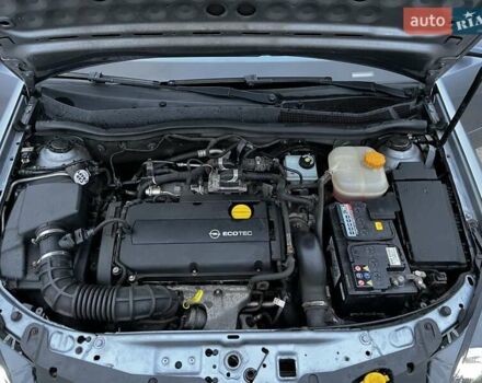 Серый Опель Астра, объемом двигателя 1.6 л и пробегом 251 тыс. км за 6100 $, фото 29 на Automoto.ua