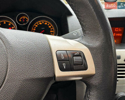 Серый Опель Астра, объемом двигателя 1.6 л и пробегом 197 тыс. км за 5990 $, фото 16 на Automoto.ua