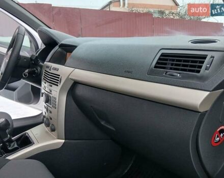 Серый Опель Астра, объемом двигателя 1.9 л и пробегом 244 тыс. км за 5299 $, фото 45 на Automoto.ua