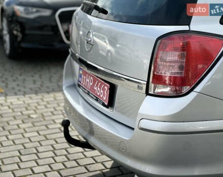 Серый Опель Астра, объемом двигателя 1.8 л и пробегом 188 тыс. км за 6300 $, фото 7 на Automoto.ua