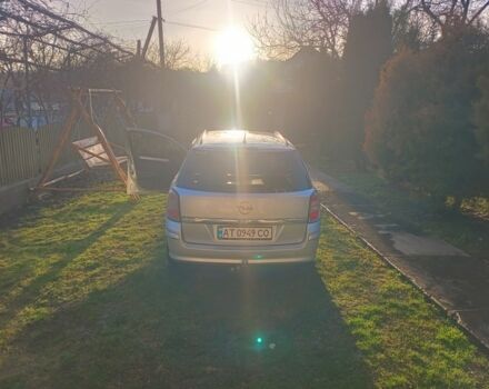 Серый Опель Астра, объемом двигателя 1.7 л и пробегом 273 тыс. км за 4700 $, фото 9 на Automoto.ua