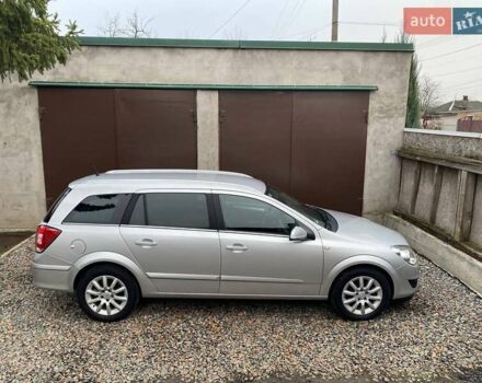 Серый Опель Астра, объемом двигателя 1.6 л и пробегом 172 тыс. км за 5900 $, фото 11 на Automoto.ua