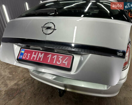 Серый Опель Астра, объемом двигателя 1.6 л и пробегом 195 тыс. км за 5700 $, фото 15 на Automoto.ua