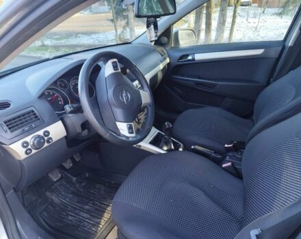 Сірий Опель Астра, об'ємом двигуна 1.6 л та пробігом 272 тис. км за 4900 $, фото 6 на Automoto.ua