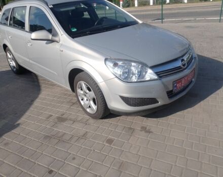 Серый Опель Астра, объемом двигателя 1.4 л и пробегом 240 тыс. км за 5000 $, фото 2 на Automoto.ua