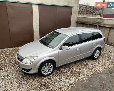 Серый Опель Астра, объемом двигателя 1.6 л и пробегом 172 тыс. км за 5900 $, фото 3 на Automoto.ua