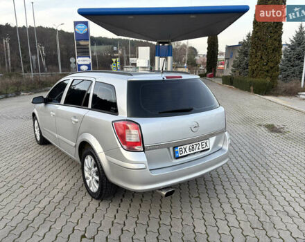 Серый Опель Астра, объемом двигателя 1.8 л и пробегом 252 тыс. км за 4950 $, фото 15 на Automoto.ua