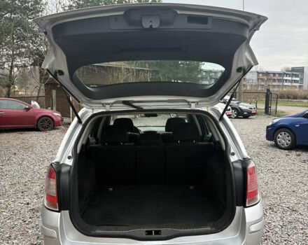 Серый Опель Астра, объемом двигателя 1.6 л и пробегом 215 тыс. км за 6000 $, фото 25 на Automoto.ua