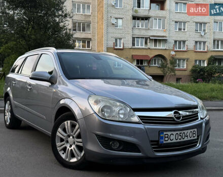 Сірий Опель Астра, об'ємом двигуна 1.69 л та пробігом 226 тис. км за 4499 $, фото 1 на Automoto.ua