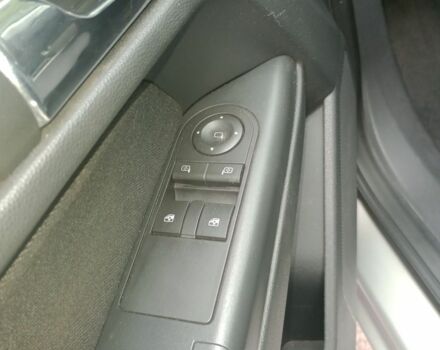 Серый Опель Астра, объемом двигателя 1.4 л и пробегом 240 тыс. км за 5000 $, фото 9 на Automoto.ua