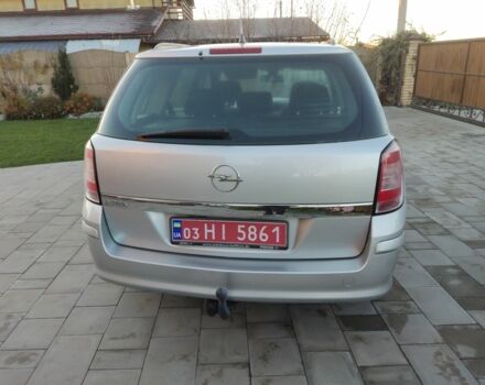 Серый Опель Астра, объемом двигателя 1.6 л и пробегом 240 тыс. км за 5399 $, фото 4 на Automoto.ua
