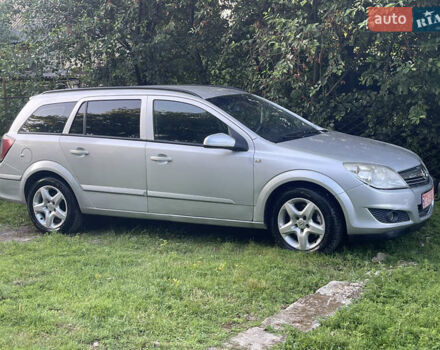 Серый Опель Астра, объемом двигателя 1.7 л и пробегом 260 тыс. км за 4750 $, фото 11 на Automoto.ua