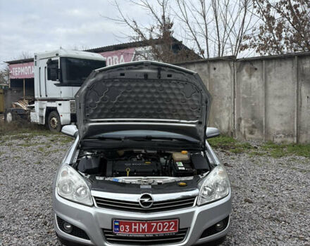 Серый Опель Астра, объемом двигателя 1.6 л и пробегом 215 тыс. км за 6000 $, фото 38 на Automoto.ua