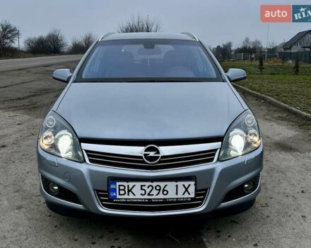 Серый Опель Астра, объемом двигателя 1.6 л и пробегом 251 тыс. км за 6100 $, фото 2 на Automoto.ua