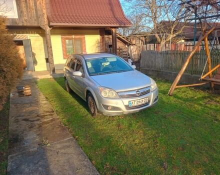 Серый Опель Астра, объемом двигателя 1.7 л и пробегом 273 тыс. км за 4700 $, фото 1 на Automoto.ua